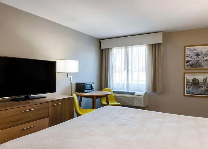 Aiden By Best Western Cape Cod - West Yarmouth